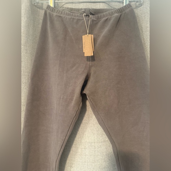 SKIMS | Charcoal Leggings | S - Picture 2 of 5